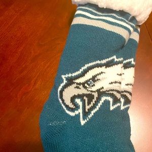 Women’s Philadelphia Eagles Sock Slippers. Super thick, warm and comfy. NWT